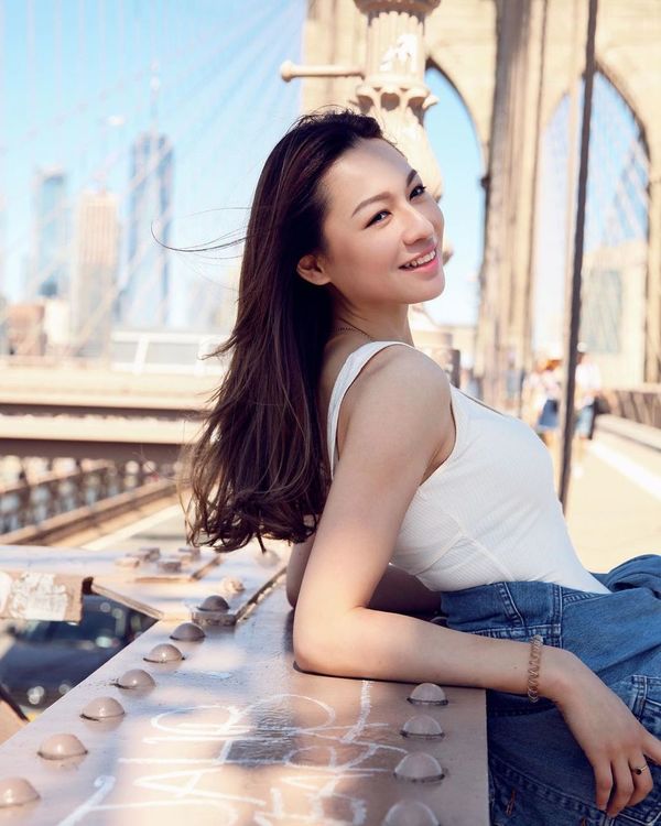 Cận cảnh nhan sắc tân Hoa hậu Hồng Kông 27 tuổi nặng 62kg đang khiến MXH dậy sóng - Ảnh 1