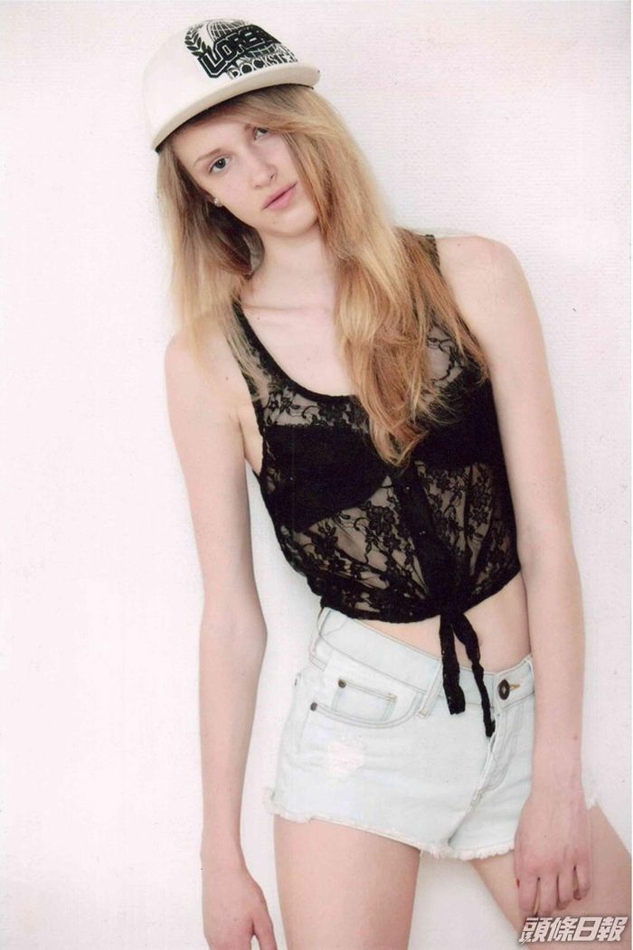 Á hậu Hong Kong bị chồng đại gia ép ly hôn sau 27 năm cưới để hợp thức hóa quan hệ với nhân tình - Ảnh 2