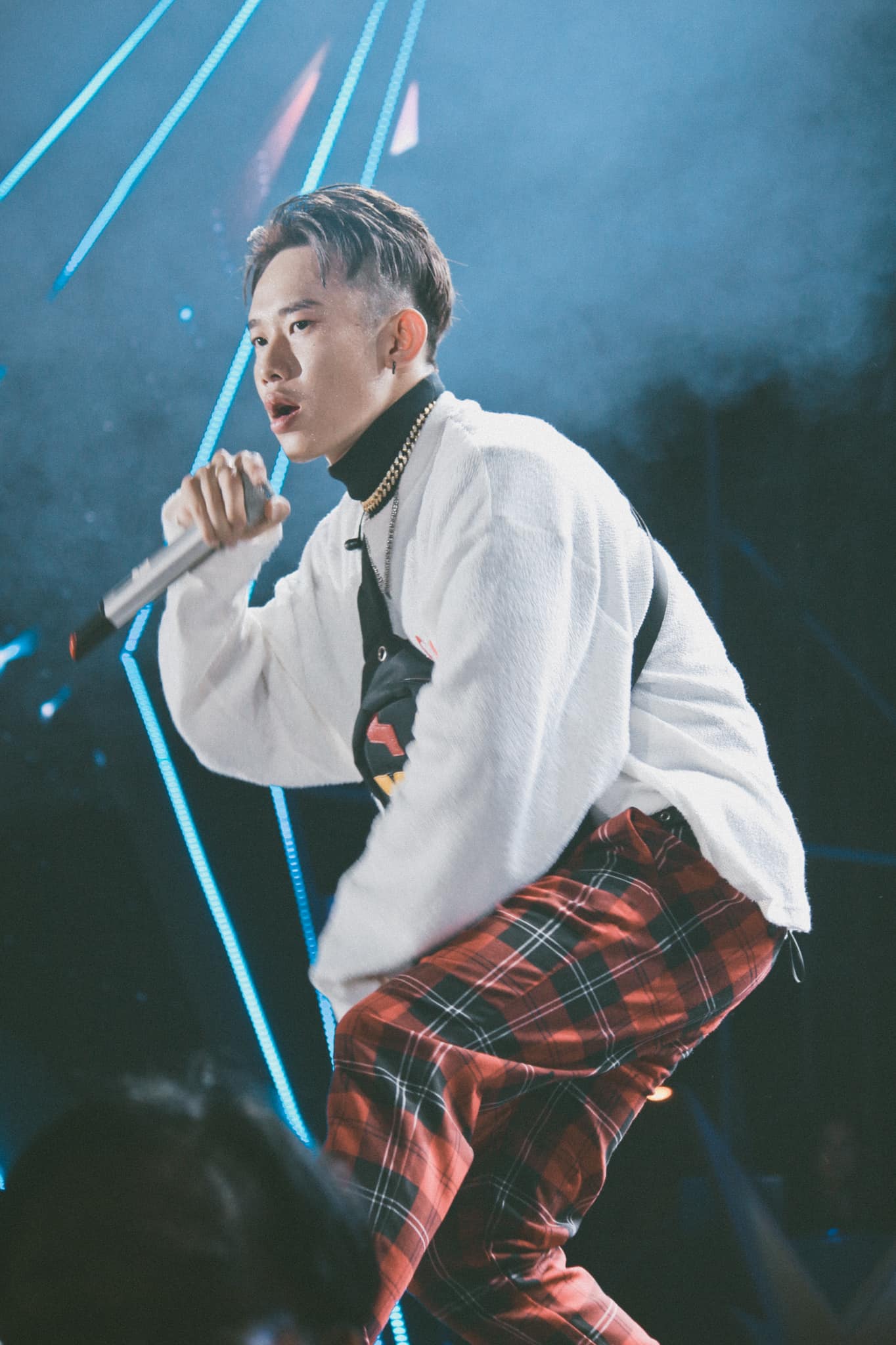 Kay Trần chính thức chia tay Sơn Tùng sau nửa năm đồn ra tán vào - Ảnh 1