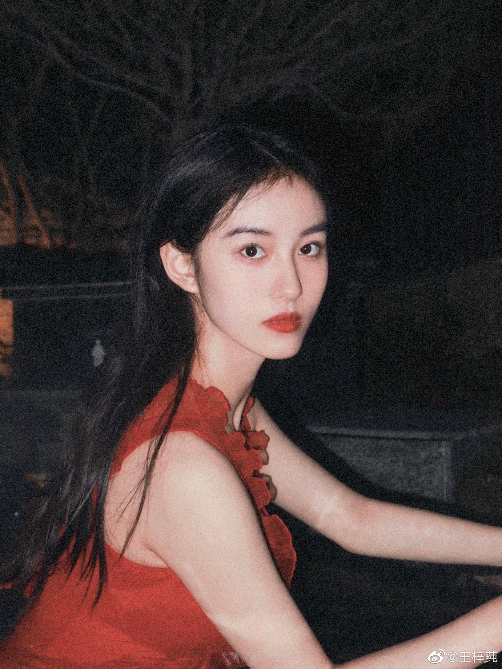 Loạt ảnh đẹp mê mẩn của Vương Tử Thuần - tân Tiểu Long Nữ Thần điêu đại hiệp phiên bản 2022 - Ảnh 4