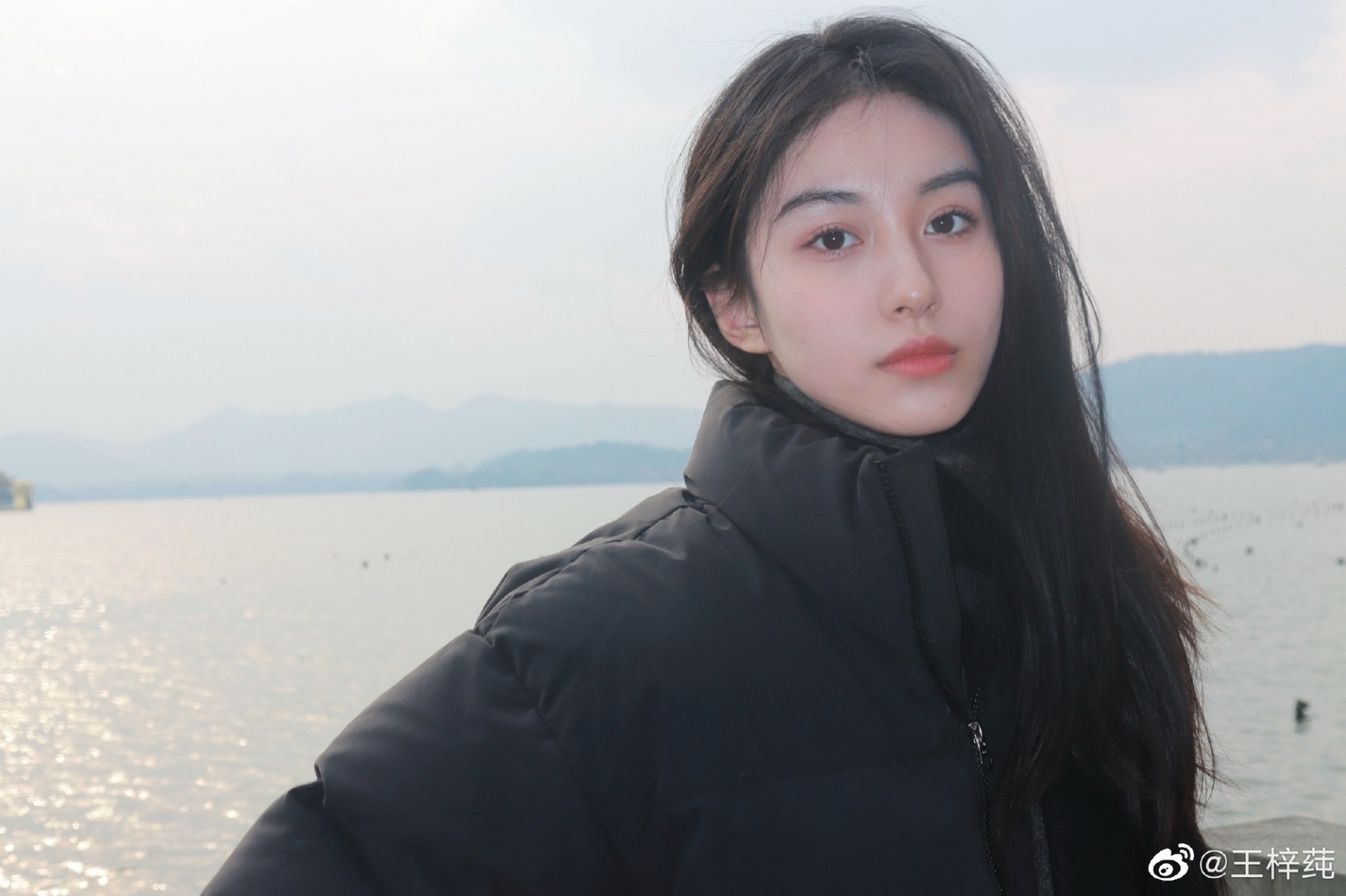 Loạt ảnh đẹp mê mẩn của Vương Tử Thuần - tân Tiểu Long Nữ Thần điêu đại hiệp phiên bản 2022 - Ảnh 2