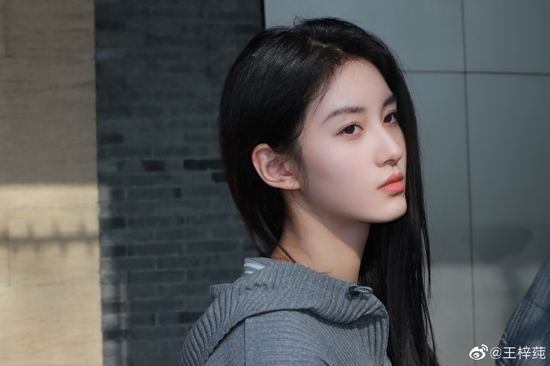 Loạt ảnh đẹp mê mẩn của Vương Tử Thuần - tân Tiểu Long Nữ Thần điêu đại hiệp phiên bản 2022 - Ảnh 11