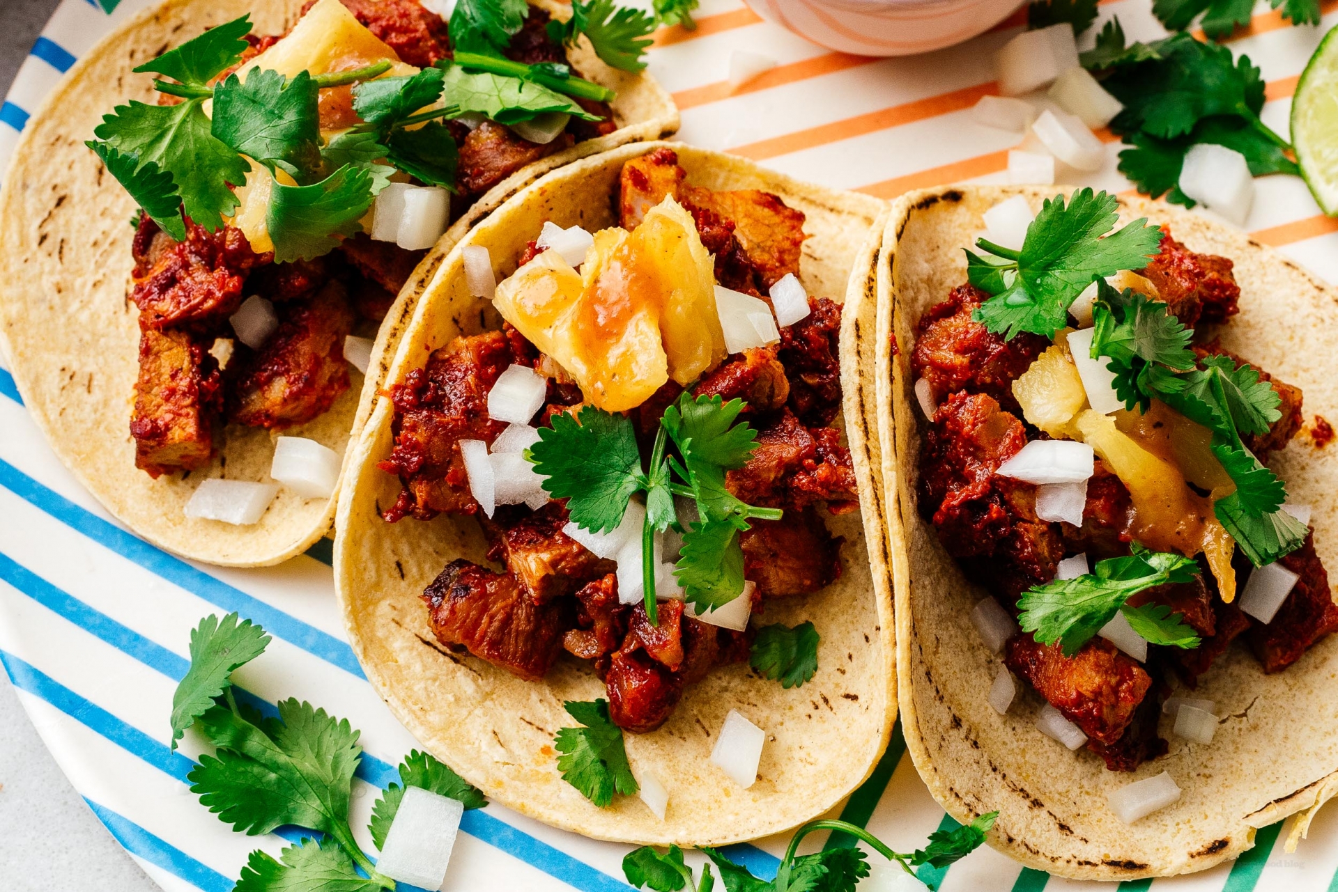 Món bánh được nhiêu người yêu thích nhất - Taco Al Pastor