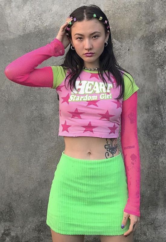 Diện đồ hè cực chất với phong cách Y2K - Ảnh 2