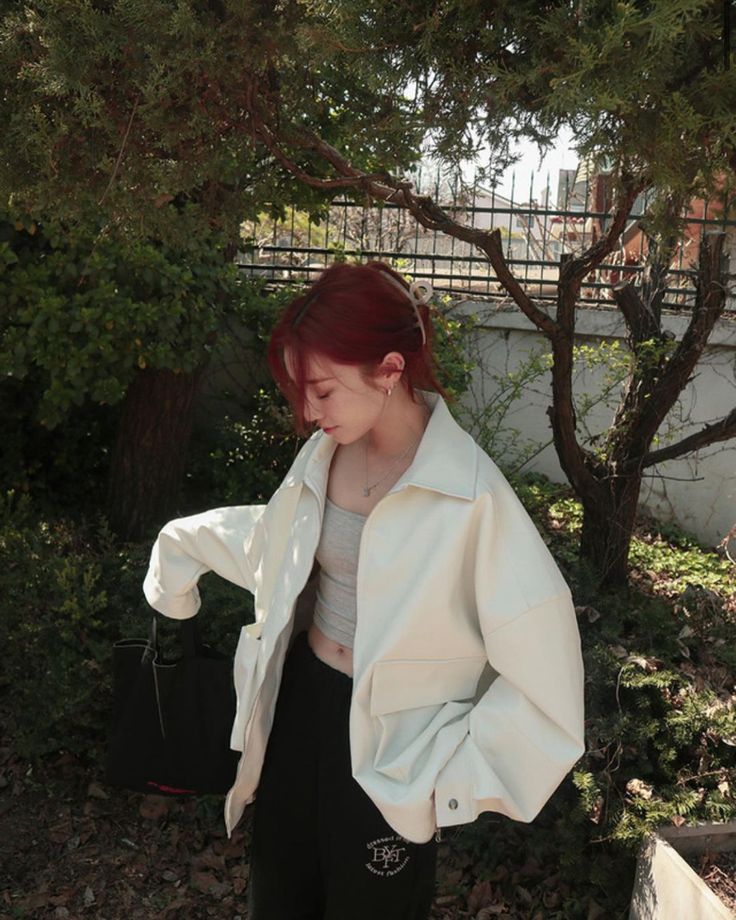 4 Cách kết hợp đồ Layer diện mùa thu mà không tạo cảm giác nhàm chán