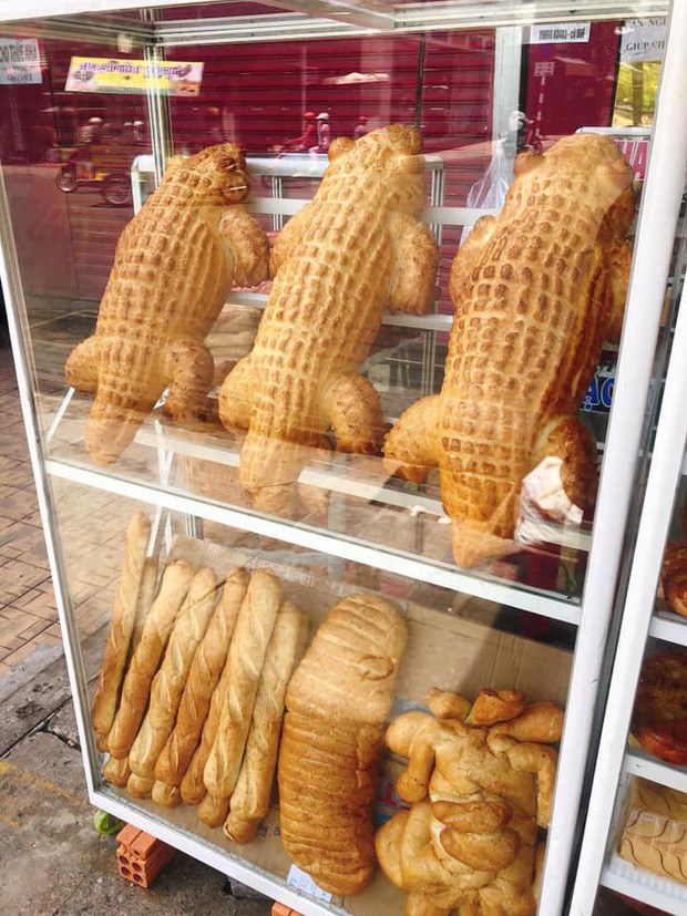 Độc lạ bánh mì cá sấu ở An Giang gây sốt cộng đồng mạng