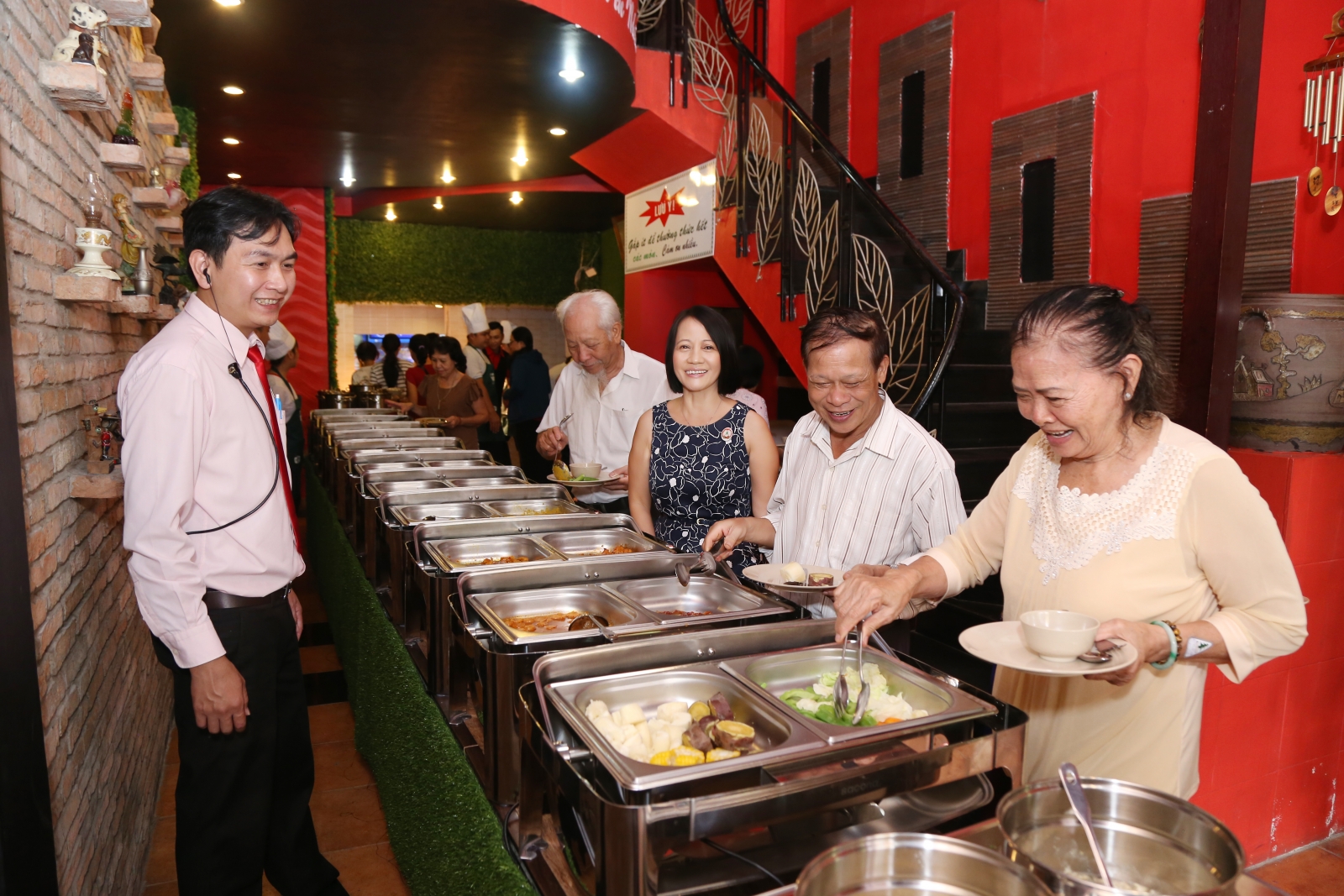 Top các nhà hàng buffet chay không thể bỏ qua tại Sài Gòn - Ảnh 1
