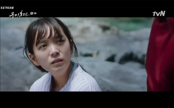 Cô gái trẻ với lòng hận thù sau cái chết của cha đã bị Yi Rang chi phối.