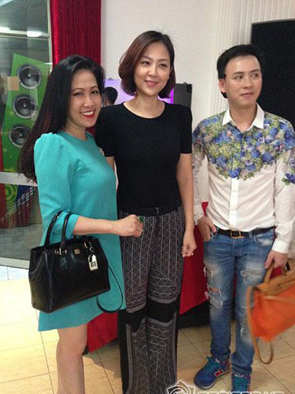 Hoa hậu Phan Thu Ngân trong một lần hiếm hoi xuất hiện trước công chúng.