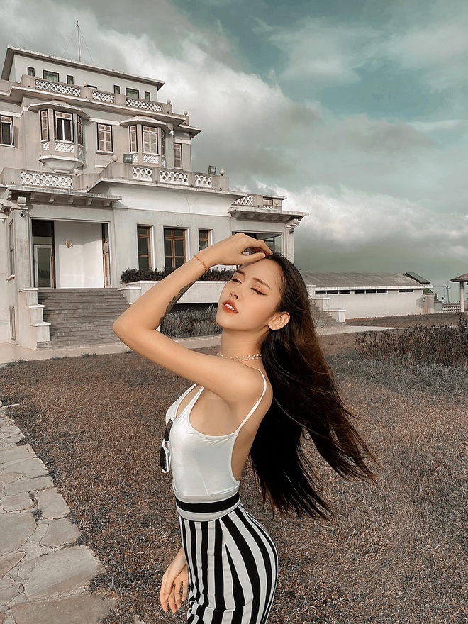 Tân Hoa hậu Chuyển giới Campuchia cao 1m77, sở hữu ngoại hình quyến rũ.