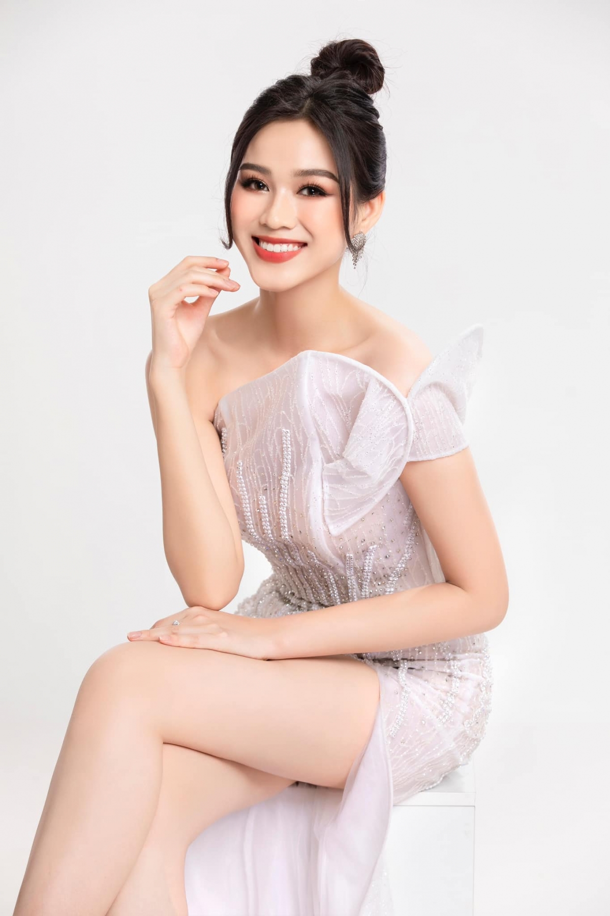 Những bất lợi của Hoa hậu Đỗ Thị Hà tại Miss Word 2021 - Ảnh 5