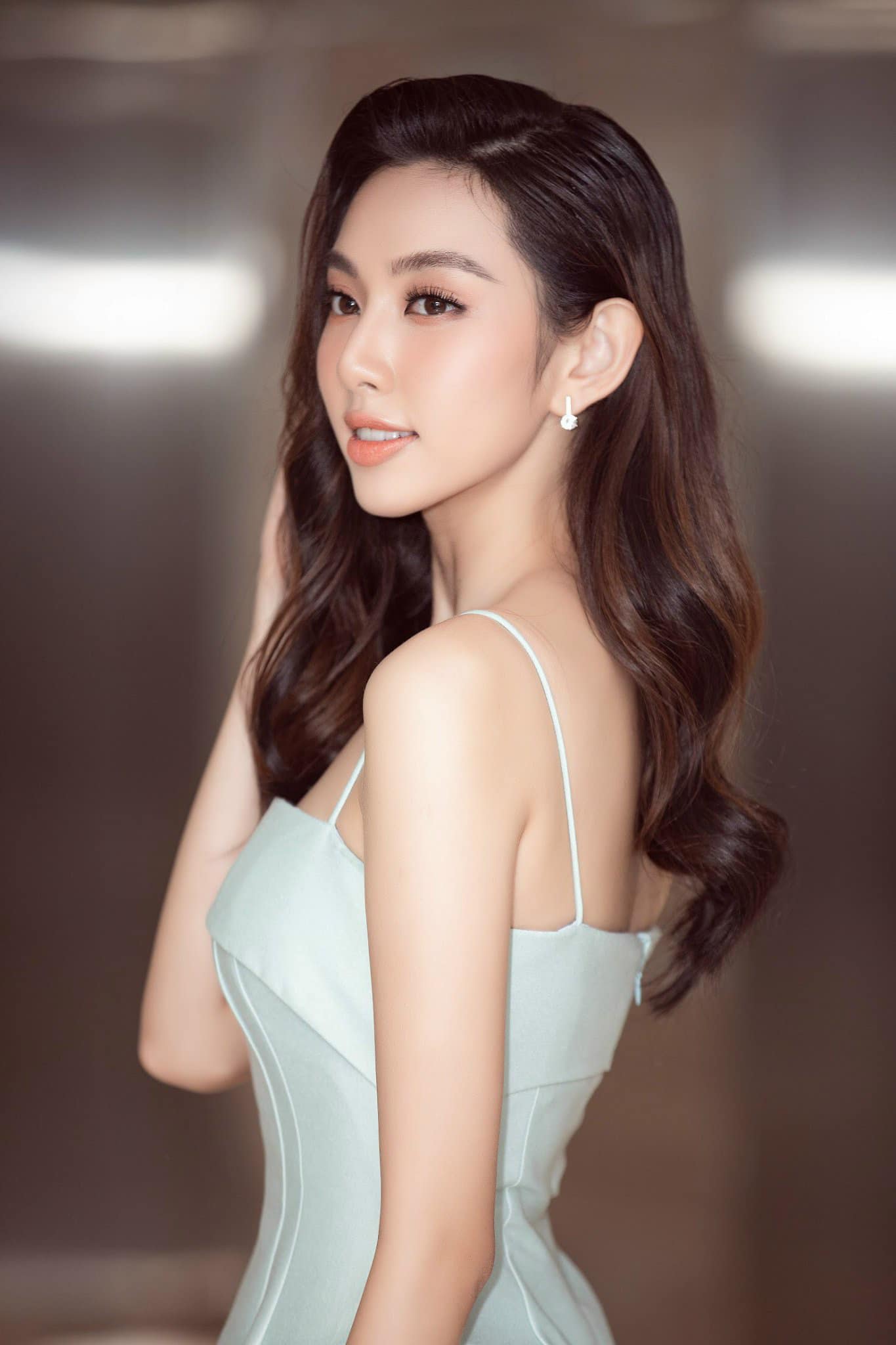 Nguyễn Thúc Thùy Tiên là ai? Tiểu sử Miss Grand International 2021 - Ảnh 12