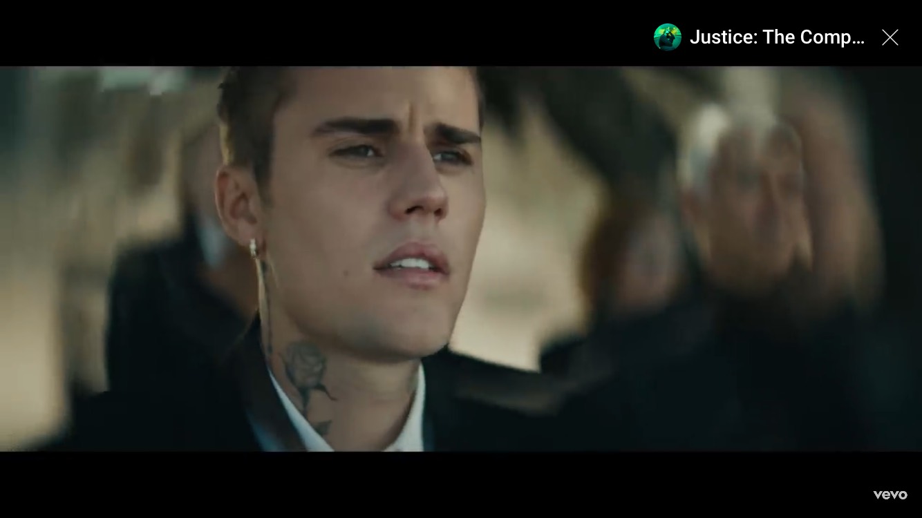 Justin Bieber ra MV mới, fan cảm thán 'Lâu lắm rồi mới thấy Justin đẹp trai thế này' - Ảnh 8