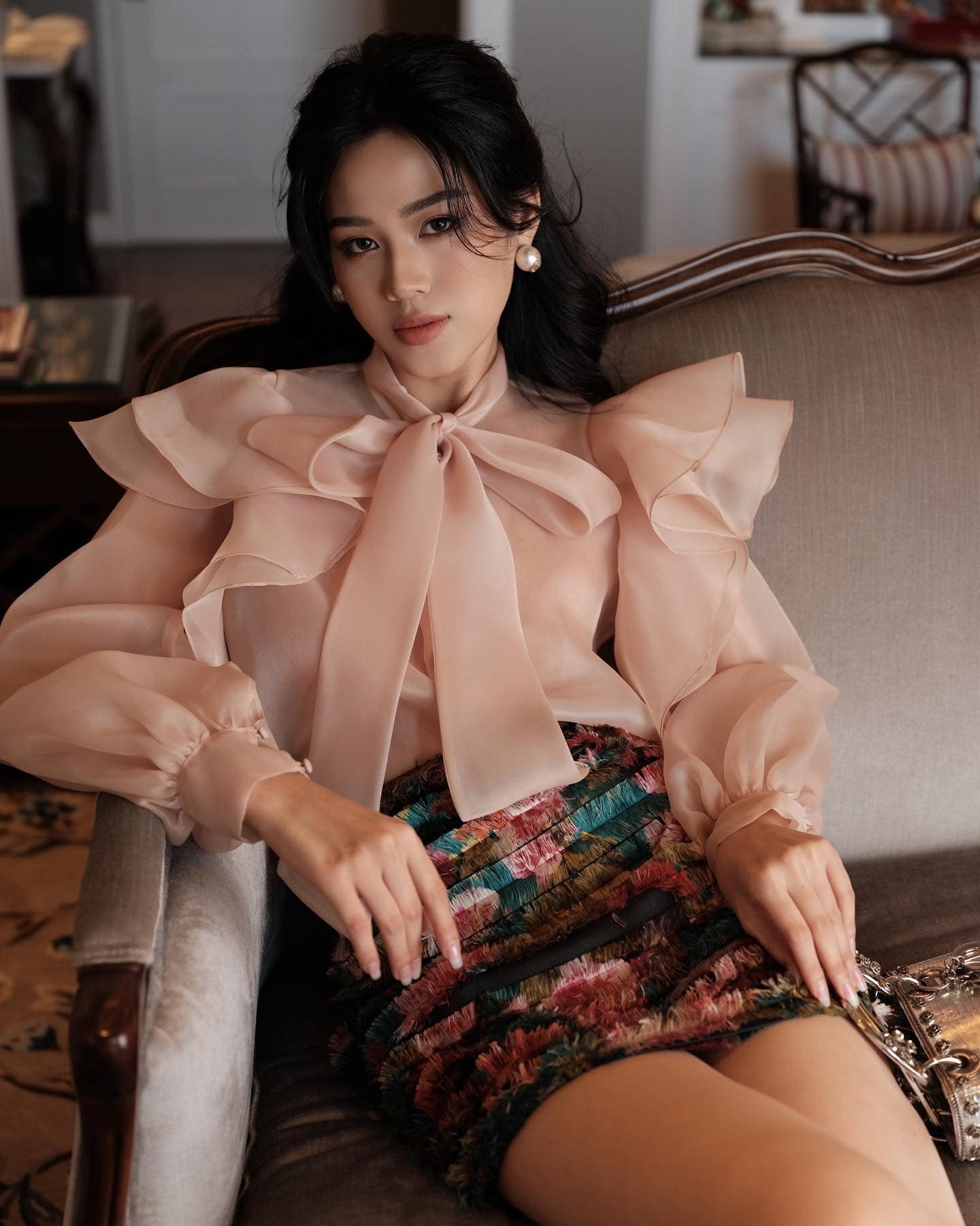 Hoa hậu Đỗ Thị Hà mang hình ảnh nữ tướng Bà Triệu đến Miss Word 2021 - Ảnh 4