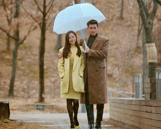 Rộ tin Hyun Bin và Son Ye Jin sắp quay phim cùng nhau, bối cảnh là địa điểm từng xuất hiện trong Hạ cánh nơi anh - Ảnh 2