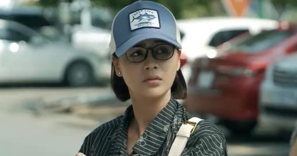 Mặt nạ gương tập 5: Hoa nghi ngờ có người bí ẩn cố tình nhắm vào bố mình