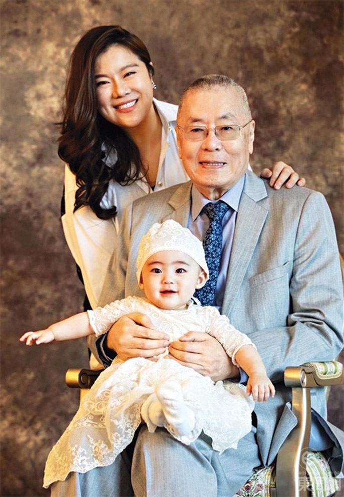 Bậc thầy piano Lưu Thi Côn ở tuổi 82: Tận hưởng niềm vui chăm con mọn vừa tròn 1 tuổi - Ảnh 3