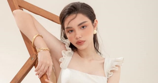 Nhan sắc búp bê Barbie của mẫu nhí gốc Việt 13 tuổi vừa từ chối làm Á hậu