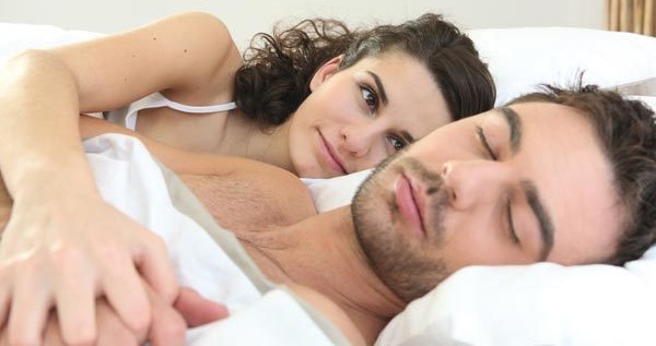 Có thể bạn chưa biết: Càng ôm nhiều càng tốt cho sức khỏe