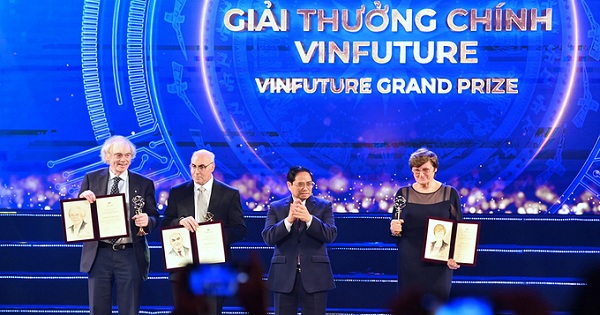 3 nhà khoa học công nghệ mRNA được vinh danh tại VinFuture, nhận giải thưởng 3 triệu USD
