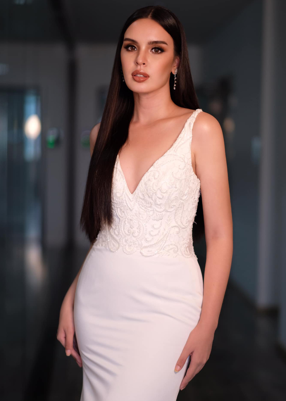 Nhan sắc 'bông hồng lai' Thái - Mỹ vừa đăng quang Hoa hậu Thái Lan 2022 - Ảnh 9