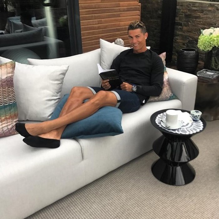 Ronaldo viết một 'tút' nhận về 52 tỷ đồng, mỗi năm kiếm hơn 500 tỷ từ MXH - Ảnh 5