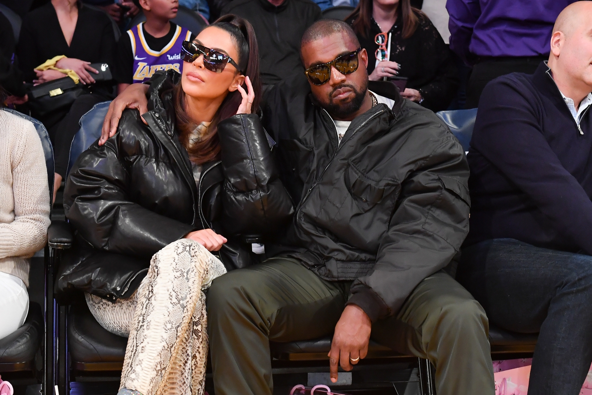 Kanye West phản đối đơn ly hôn, nhất quyết không cho Kim Kardashian hạnh phúc bên tình mới - Ảnh 1