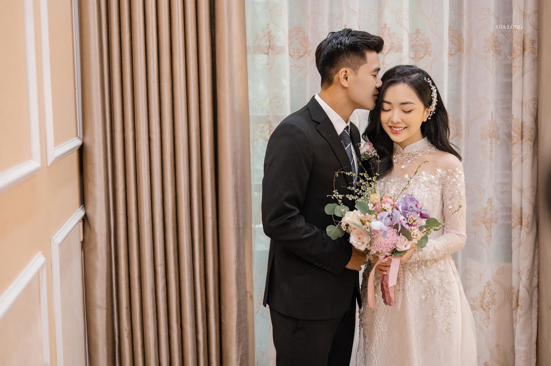 Đức Chinh và Mai Hà Trang chính thức về chung một nhà sau 3 năm tìm hiểu.