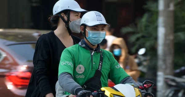 Grab tăng giá tất cả các dịch vụ từ 10/3, ngang với giá taxi truyền thống