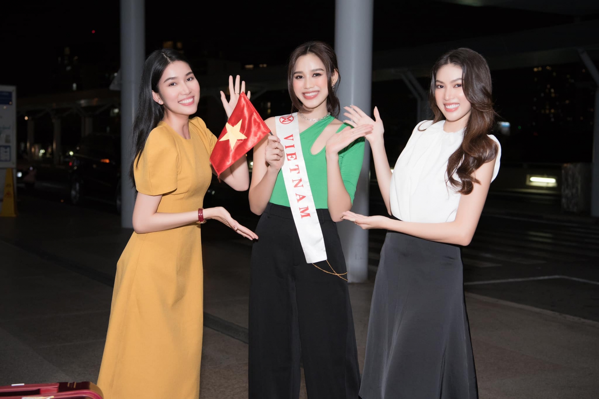 Đỗ Thị Hà lần thứ 2 lên đường chinh chiến Miss World 2021, màu áo ẩn chứa bất ngờ thú vị - Ảnh 2