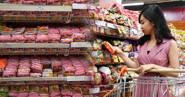 Sau xăng dầu, mì tôm Hảo Hảo và dầu ăn Neptune tăng giá tăng giá