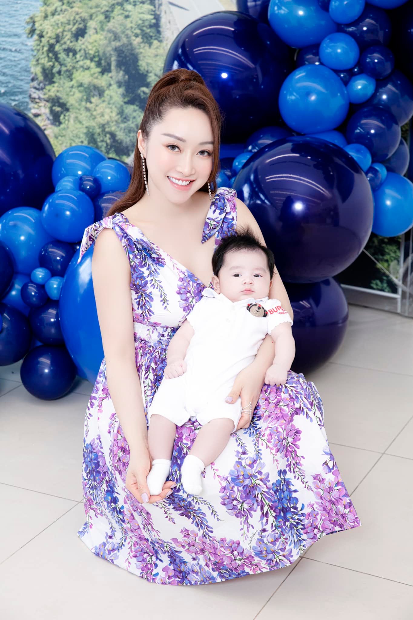 Sinh con ở tuổi 33, bà xã Chi Bảo mặc cảm sau 4 tháng làm 'mẹ bỉm sữa' - Ảnh 5