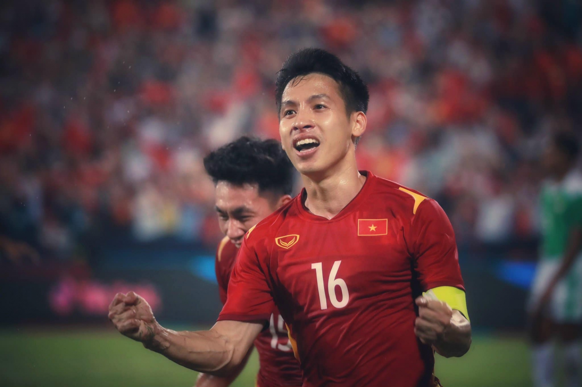 Tiểu sử cầu thủ Đỗ Hùng Dũng - đội trưởng tuyển U23 Việt Nam - Ảnh 1