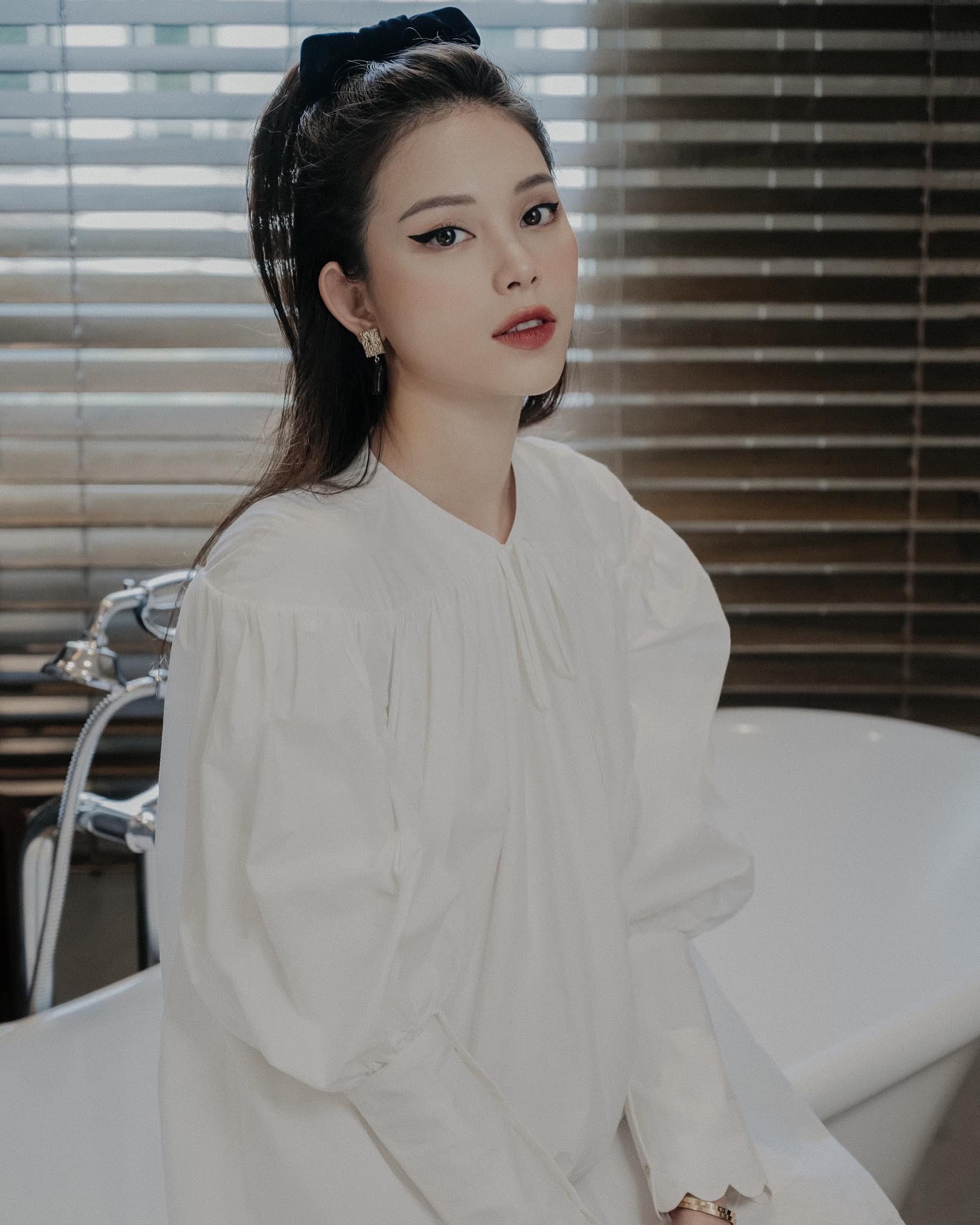 Tăng Thanh Hà - Linh Rin: Nàng dâu hào môn với nhiều điểm trái ngược - Ảnh 5