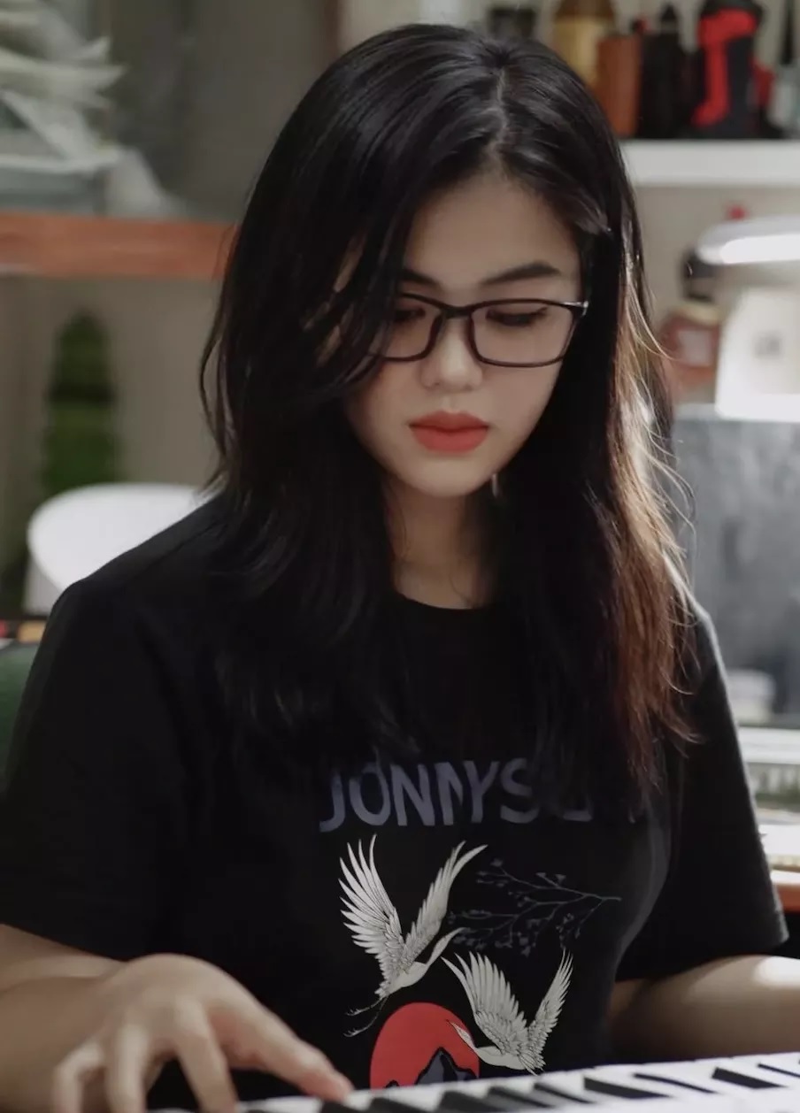 Hoàng Thị Thanh Huyền - Nữ sinh Nghệ An 2k2 bị tố giả mạo kết quả thi Ielts là ai? - Ảnh 1