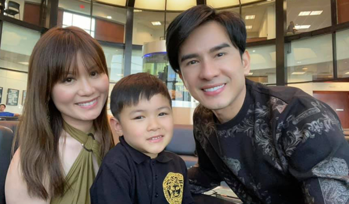 Quý tử nhà Đan Trường mới 5 tuổi đã tự tin cầm mic: Thần thái và chuyên nghiệp chẳng kém cạnh bố - Ảnh 1