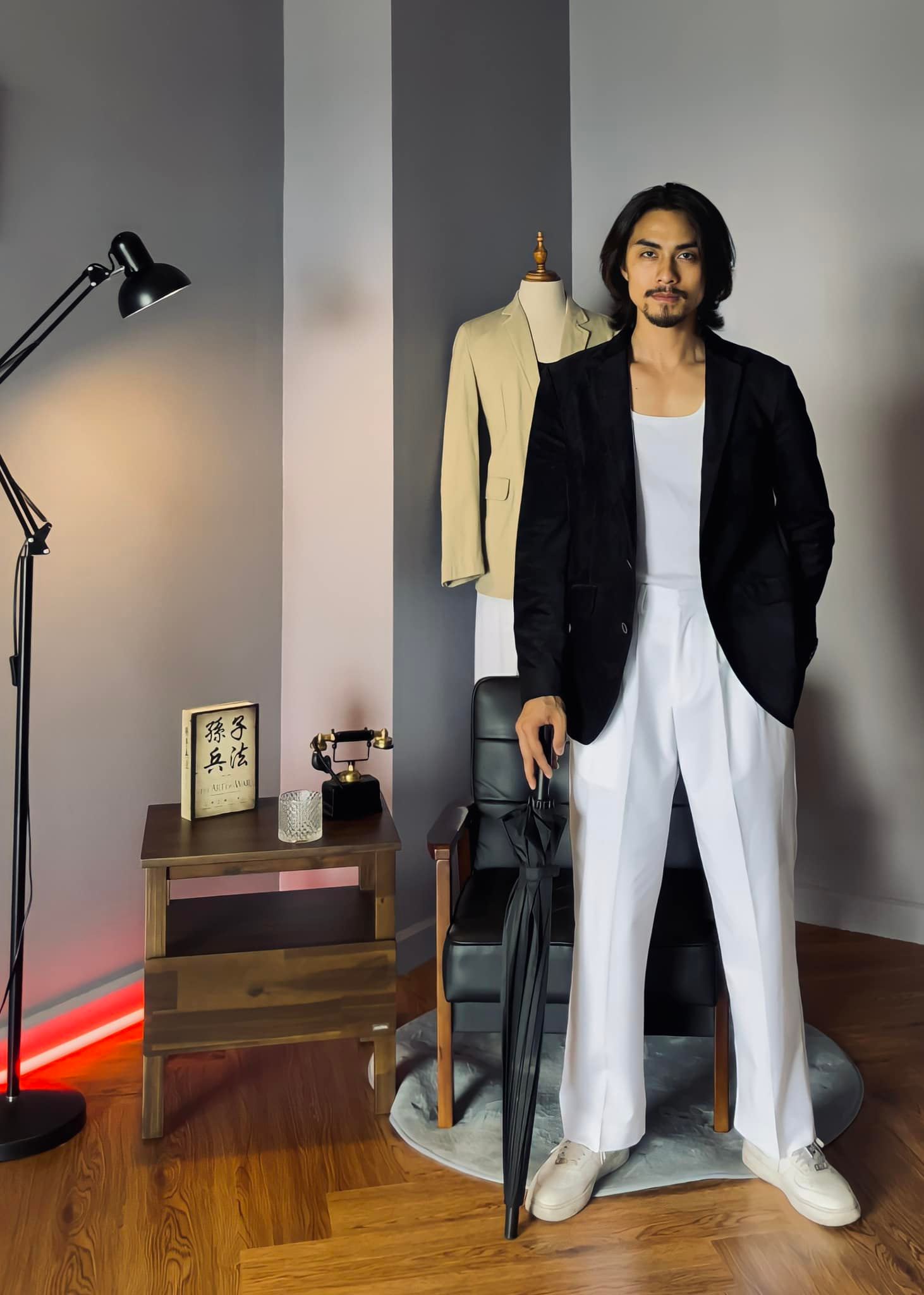 Doãn Chí Kiên là ai? Tình trẻ kém gần 20 trong MV của Phương Thanh - Ảnh 1