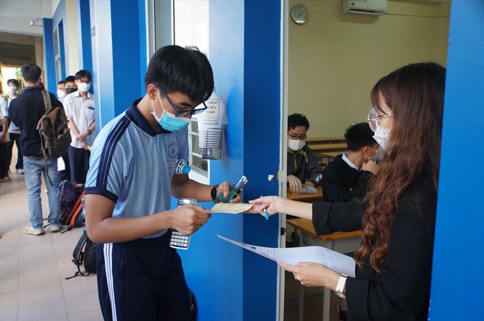 Đáp án đề thi môn Toán thi vào lớp 10 THPT TP. HCM 2022 - Ảnh 1