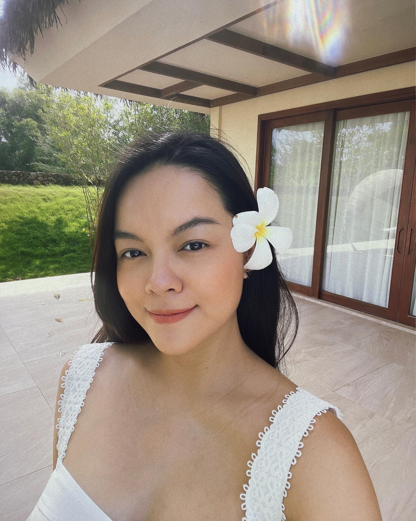 Phạm Quỳnh Anh chính thức lộ diện, công khai bụng bầu vượt mặt tháng cuối thai kì - Ảnh 1