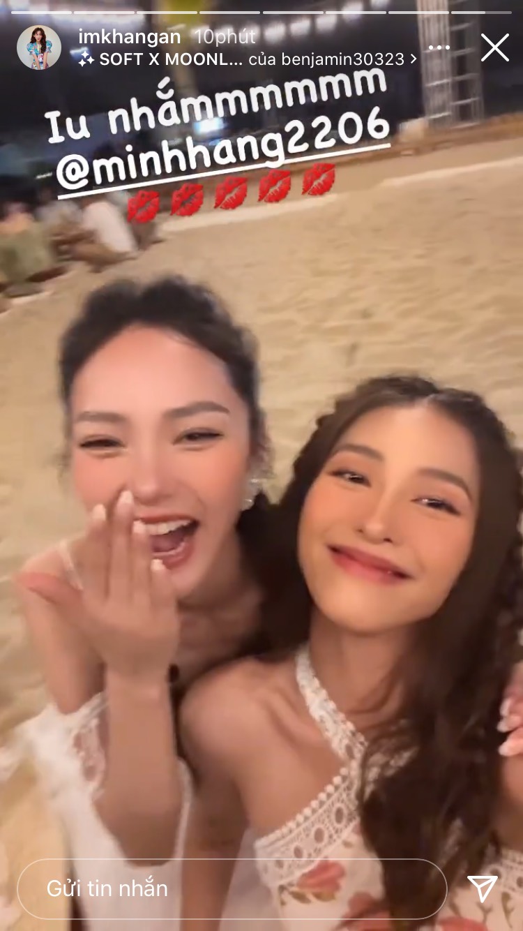 Minh Hằng xinh xắn trong tiệc độc thân, tiết lộ quà 