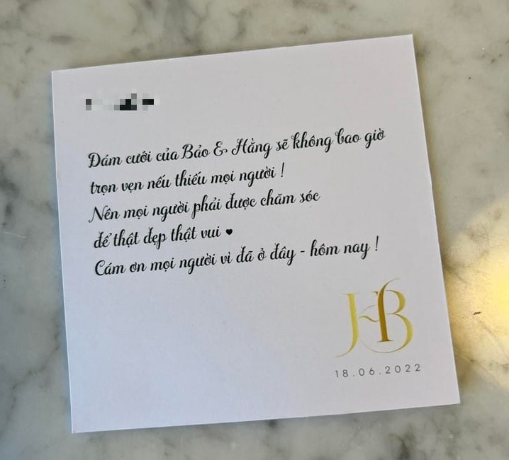 Đám cưới Minh Hằng: Ông xã doanh nhân U50 lộ diện cực điển trai - Ảnh 1