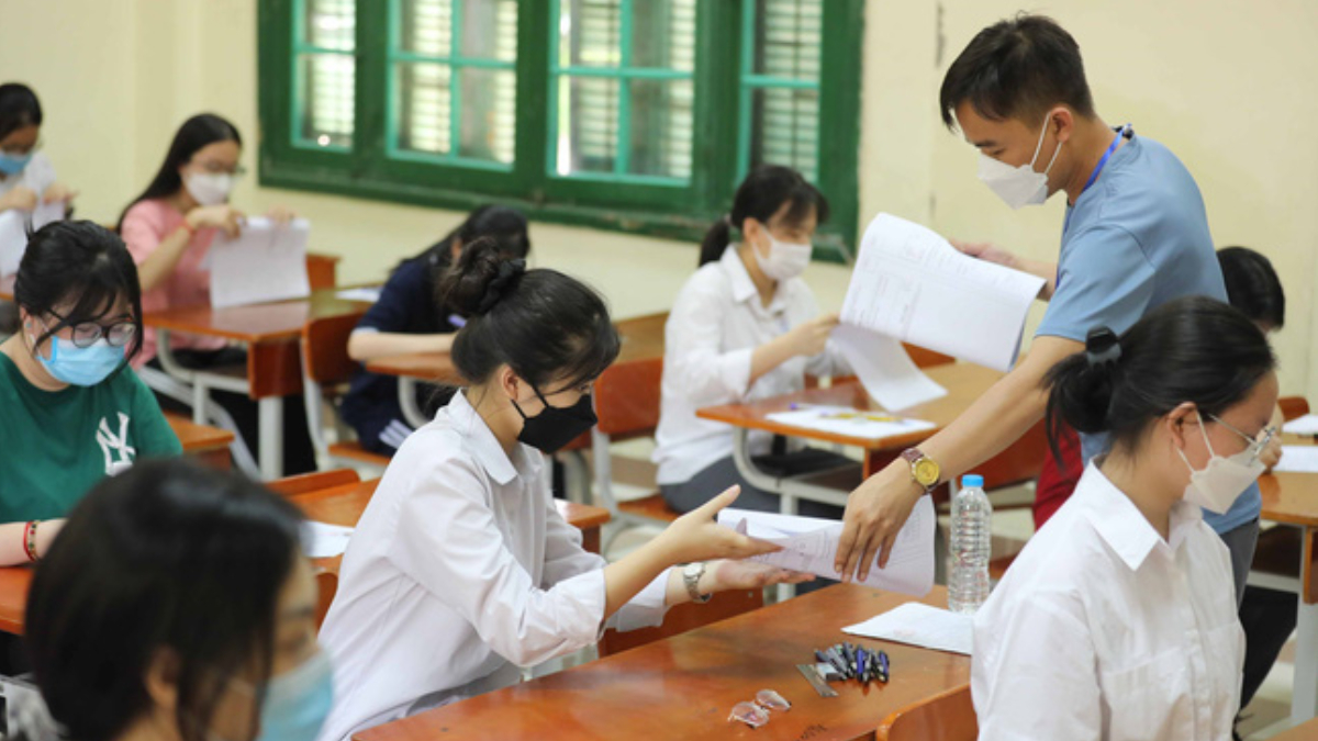 Gợi ý đáp án đề thi môn Toán thi vào lớp 10 THPT TP. Hà Nội 2022