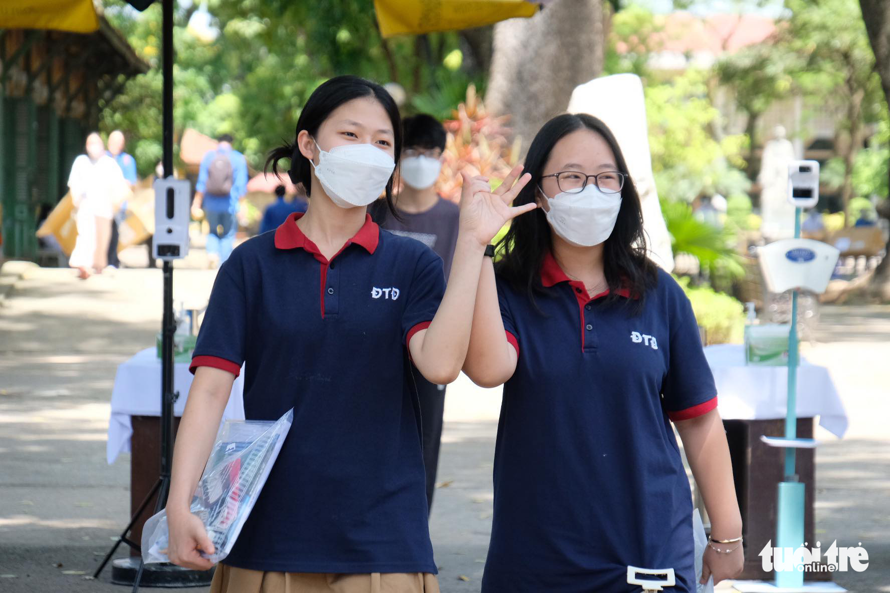 Đáp án chính thức các môn thi vào lớp 10 THPT tại Hà Nội - Ảnh 1