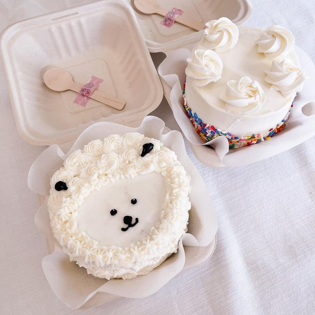 999+ Mẫu bánh sinh nhật đẹp, đơn giản hiện đại - Ảnh 4