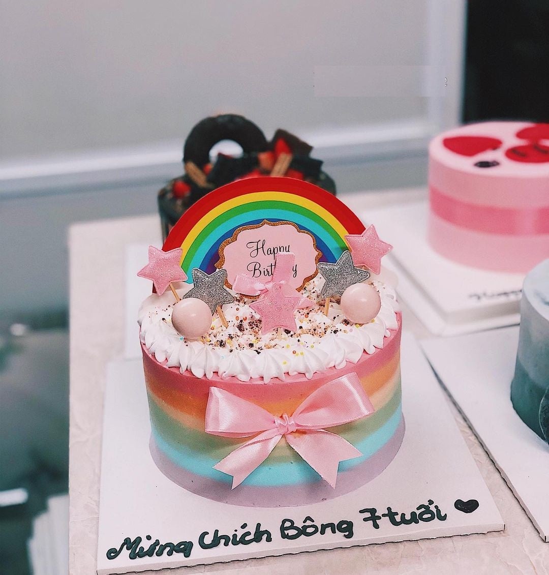 999+ Mẫu bánh sinh nhật đẹp, đơn giản hiện đại - Ảnh 2