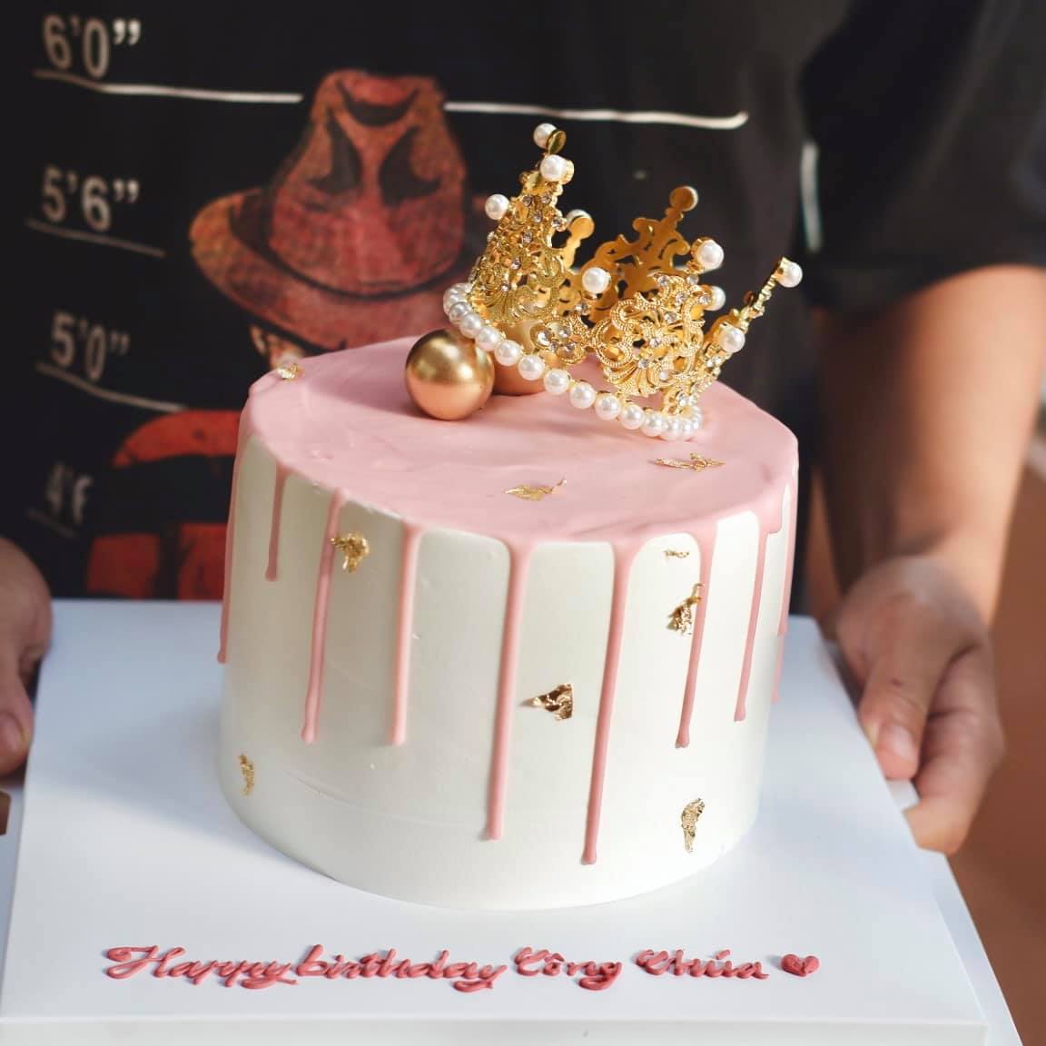 999+ Mẫu bánh sinh nhật đẹp, đơn giản hiện đại - Ảnh 3