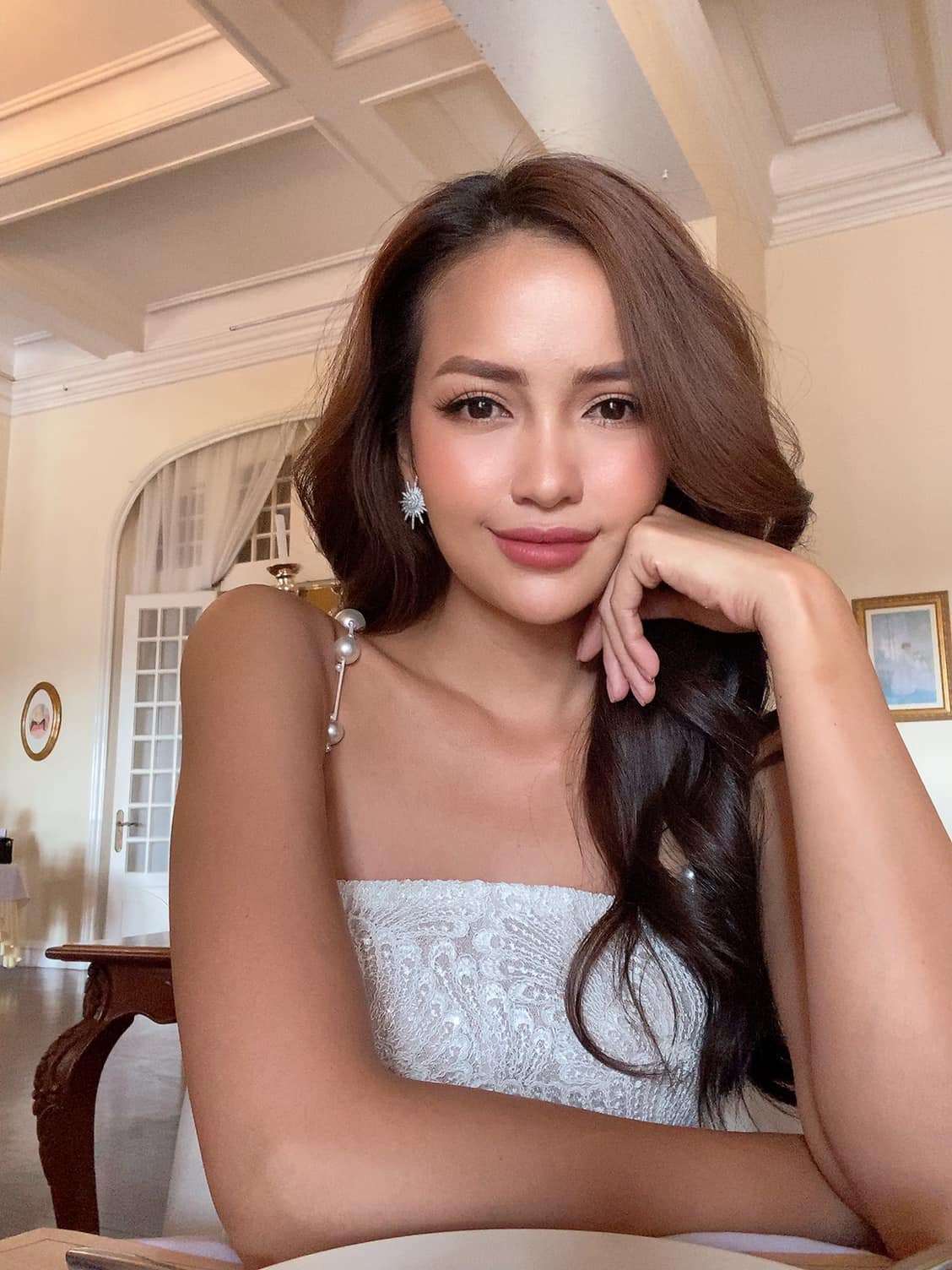 Ngọc Châu đăng quang Hoa hậu Hoàn vũ Việt Nam 2022 - Ảnh 2