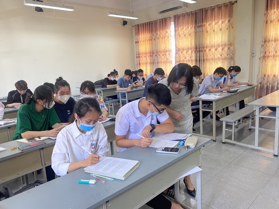 Lịch thi tốt nghiệp THPT quốc gia năm 2022 (Mới nhất) - Ảnh 1