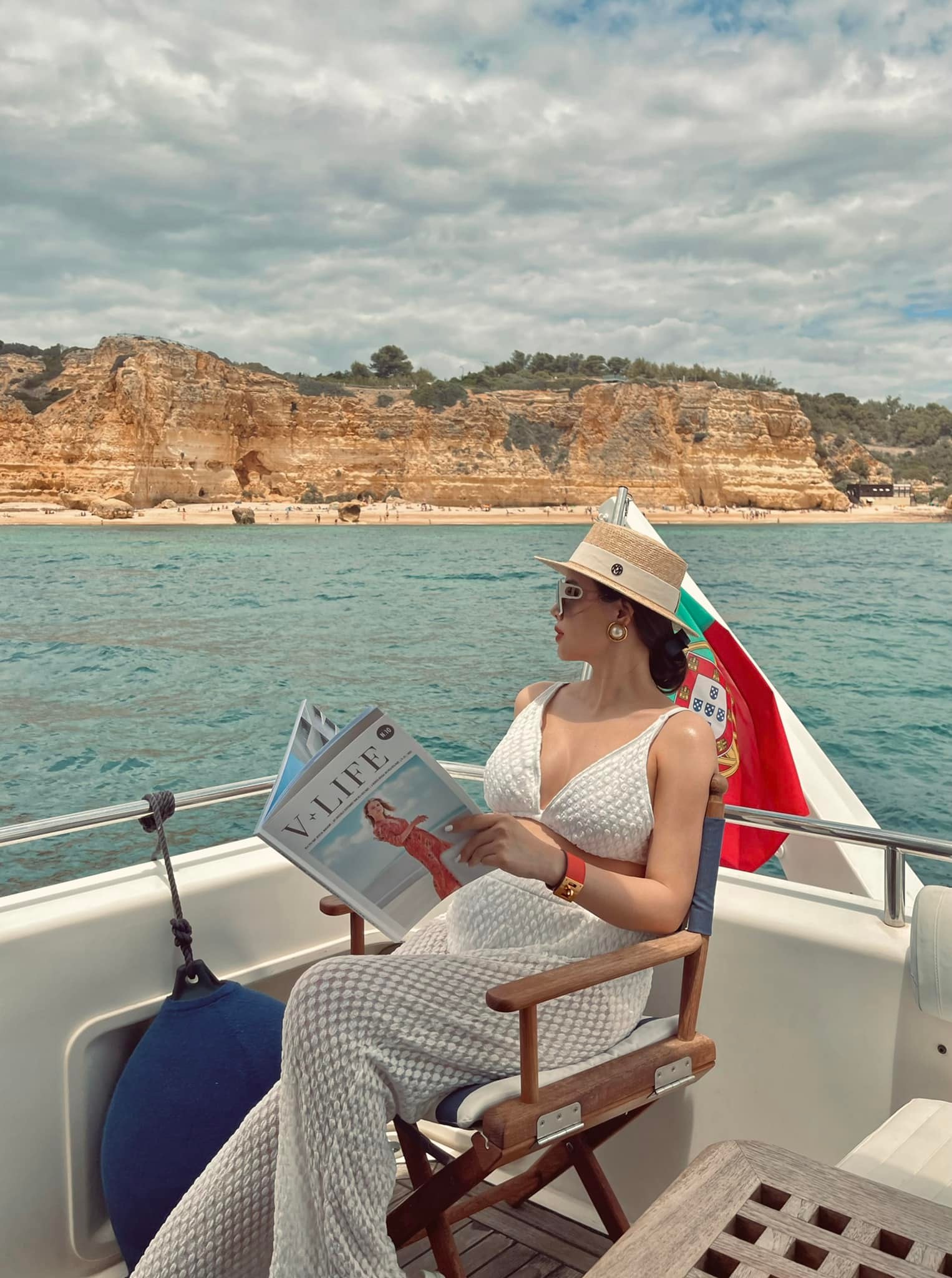 Phanh Lee khoe loạt ảnh bầu - Ảnh 1