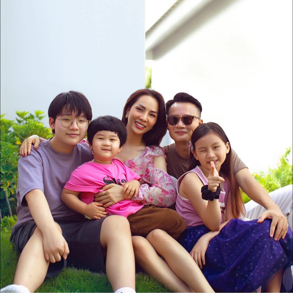 Bà xã Hoàng Bách  - Ảnh 3